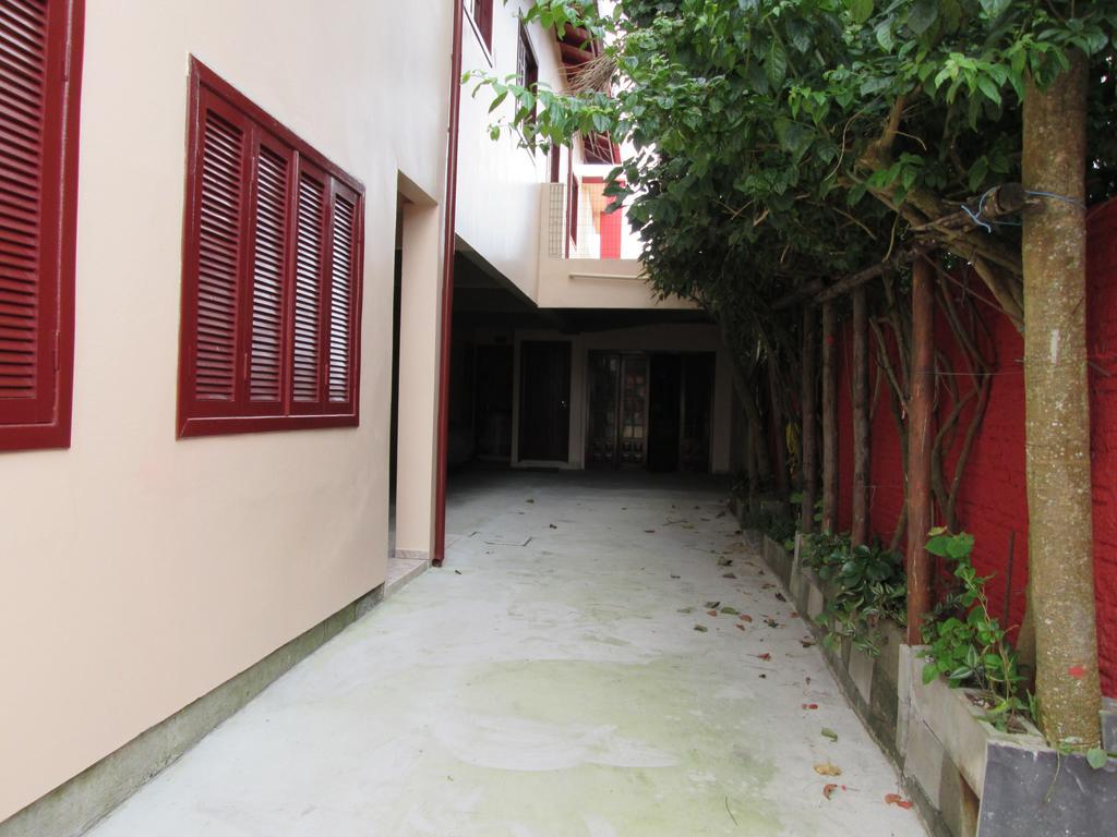 Residencial Dona Vilma Hotel ฟลอเรียนอโปลิส ภายนอก รูปภาพ
