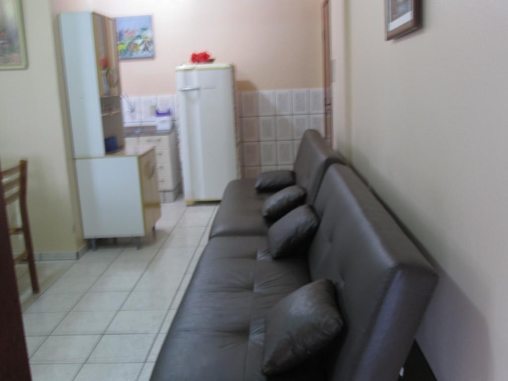 Residencial Dona Vilma Hotel ฟลอเรียนอโปลิส ภายนอก รูปภาพ