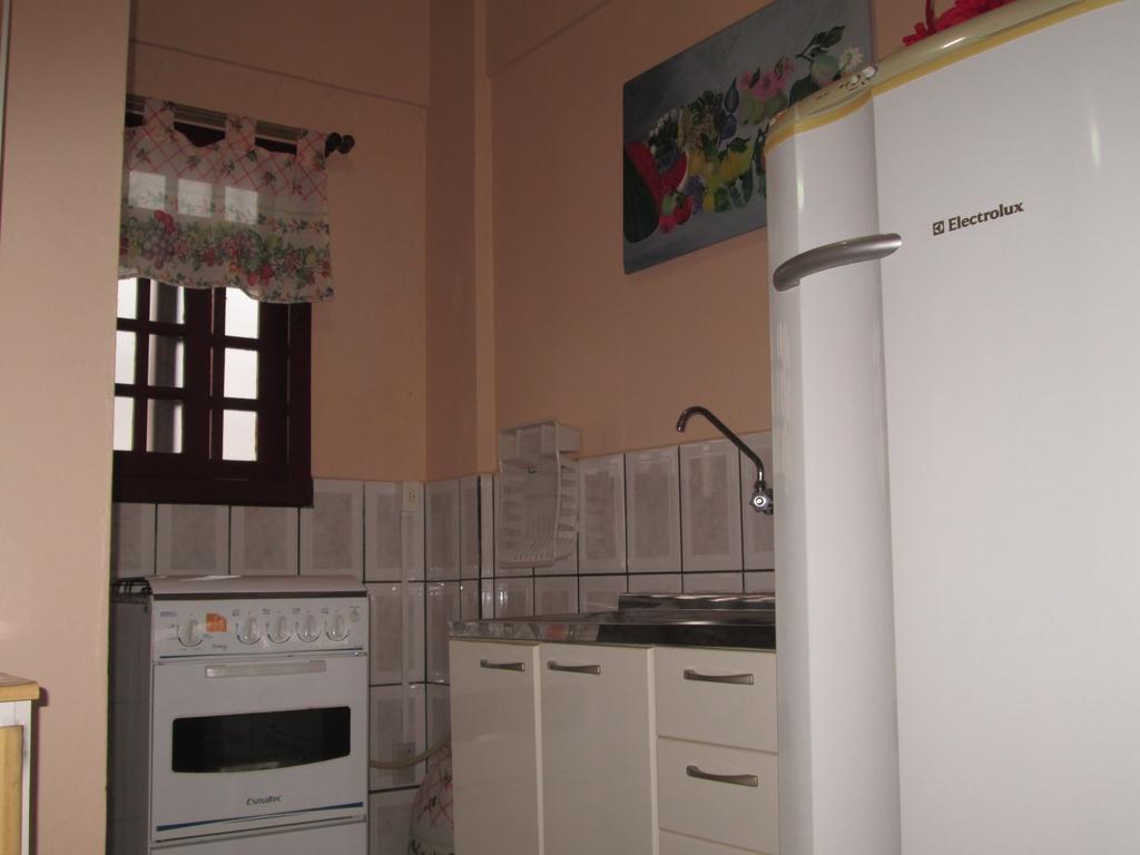 Residencial Dona Vilma Hotel ฟลอเรียนอโปลิส ภายนอก รูปภาพ