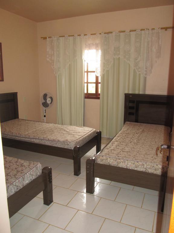 Residencial Dona Vilma Hotel ฟลอเรียนอโปลิส ภายนอก รูปภาพ