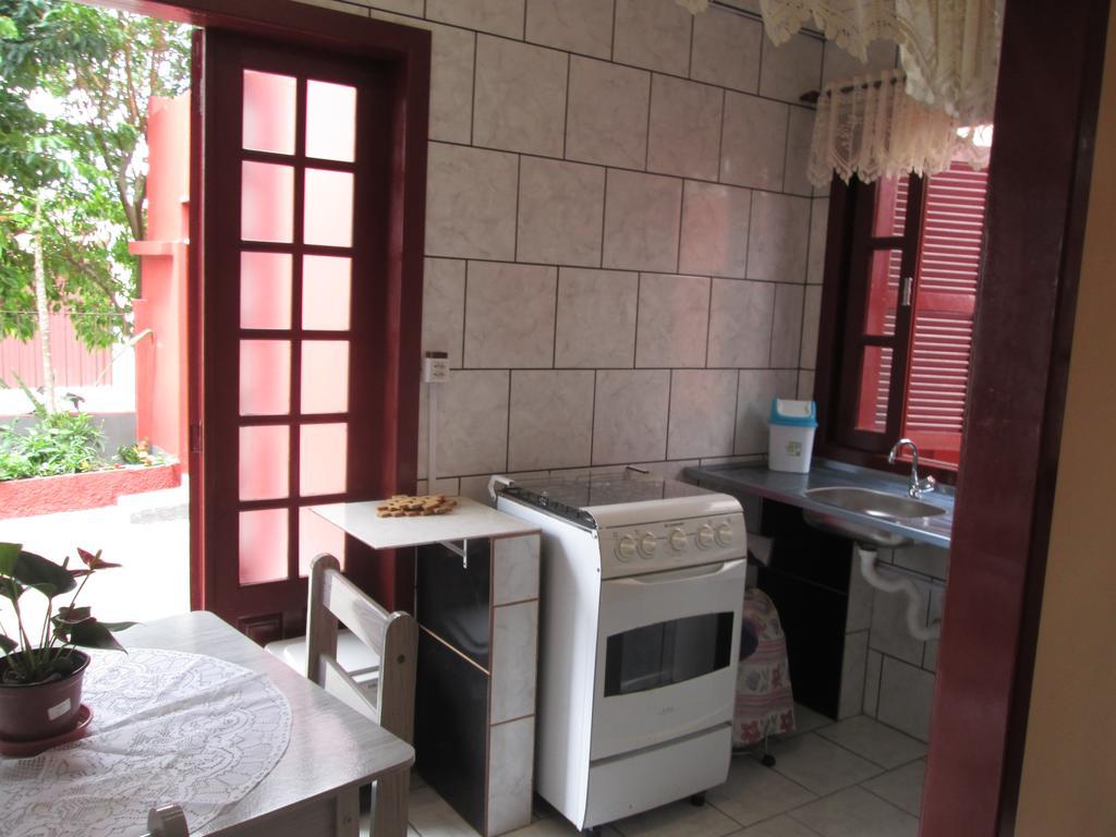 Residencial Dona Vilma Hotel ฟลอเรียนอโปลิส ภายนอก รูปภาพ
