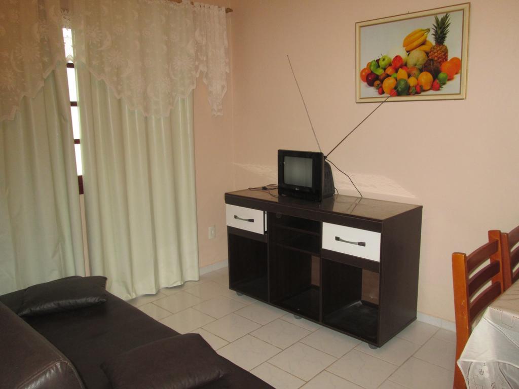 Residencial Dona Vilma Hotel ฟลอเรียนอโปลิส ภายนอก รูปภาพ